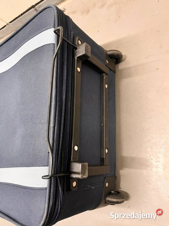 Walizka usztywniana na kółkach 70 stelaż Turystyka mazowieckie