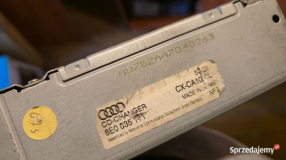 Zmieniarka schowka Audi A4B7 A4 B7 Świdnica