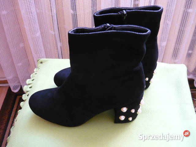 Botki czarne zamszowe z koralami skóra ekologiczna śląskie Myszków