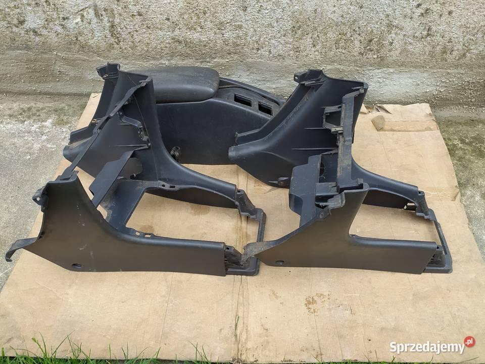 Toyota Celica V części Pozostałe Sanok