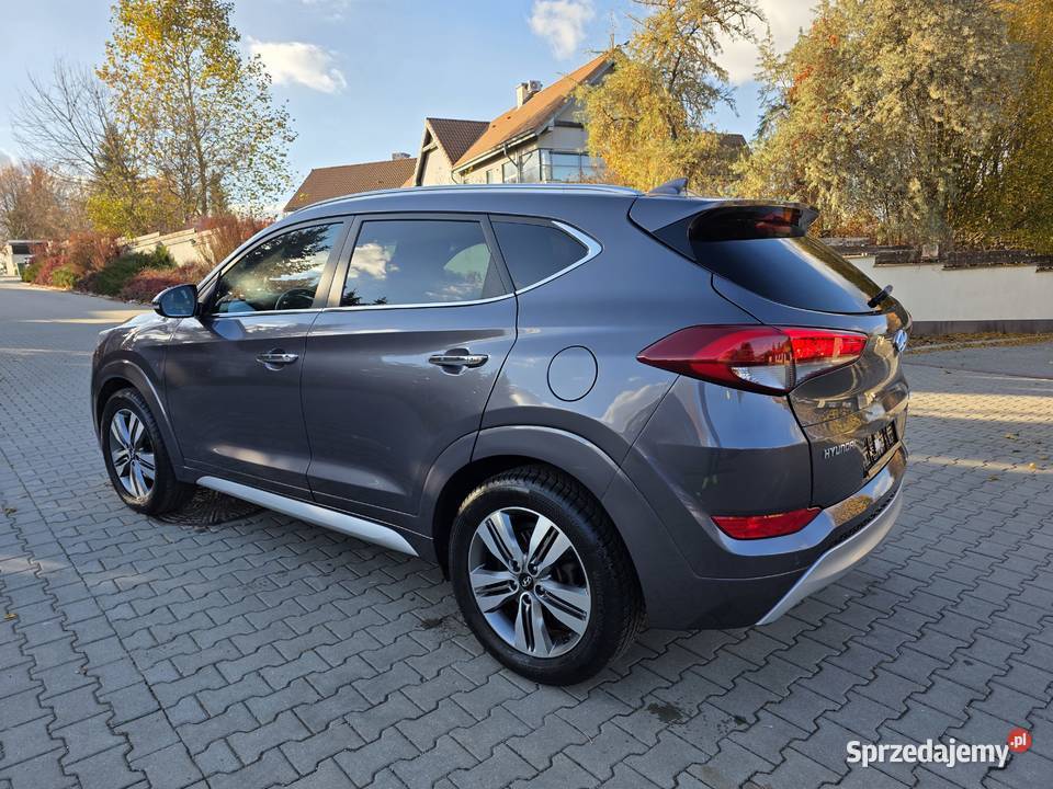 Hyundai Tucson 16T 4x4 automat full bezwypadkowy centralny zamek Lublin sprzedam