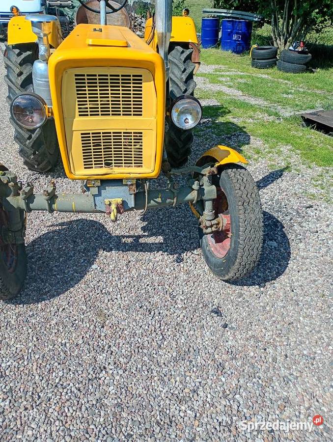 Sprzedam traktor rolniczy z maszyną sprawny Bełchatów sprzedam