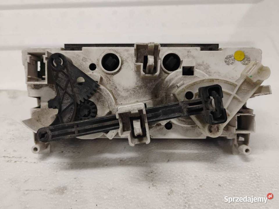 PANEL KLIMATYZACJI PEUGEOT 308 69940002 Panele sterowania, przełączniki Panele sterowania, przełączniki