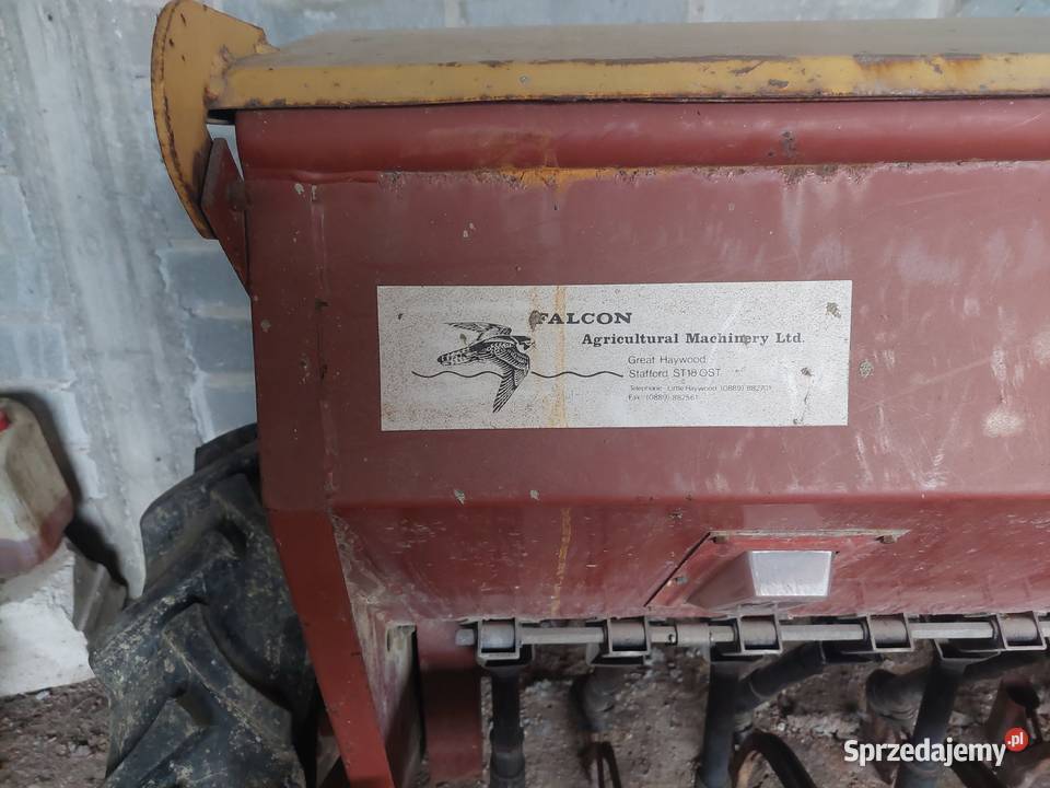 siewnik zbożowy nieuszkodzony Ćmielów