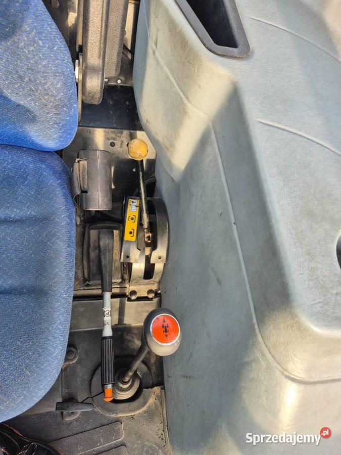 holland to 5030 2011 renault mtz ursus zetor Zaczep górny New Holland wielkopolskie Turek