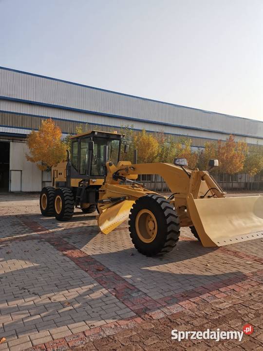 NOWA równiarka drogowa MAXUS Cummins Koszalin