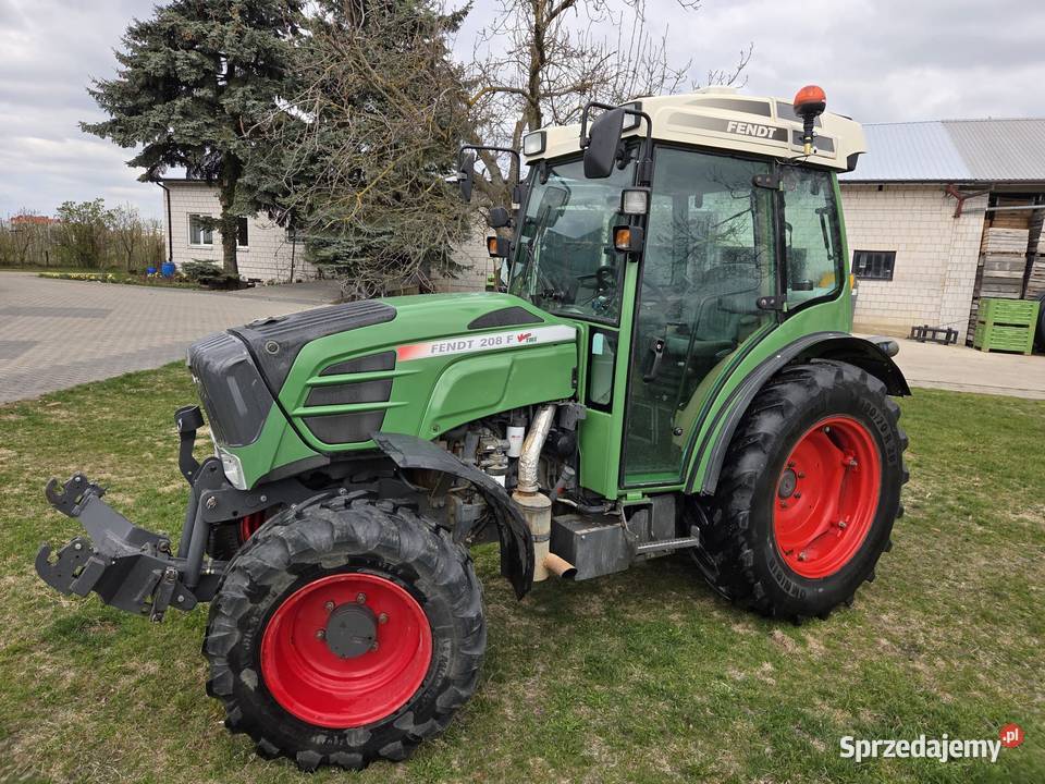 Sprzedam ciągnik sadowniczy Fendt 208F Vario