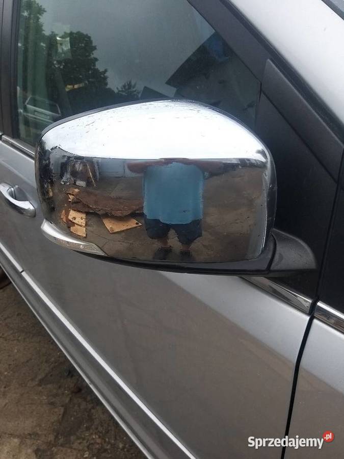 LUSTERKO Z MARTWYM PUNKTEM CHRYSLER TOWN osobowe Kawnice