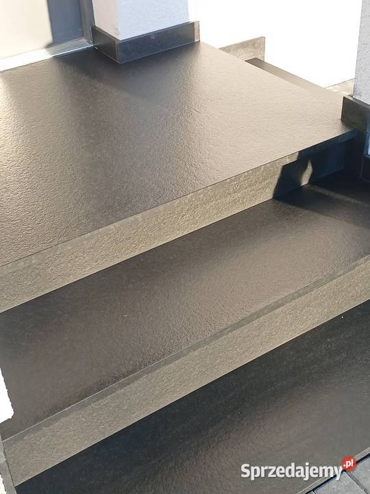 Schody parapety granitowe i marmurowe Dąbrowa Tarnowska