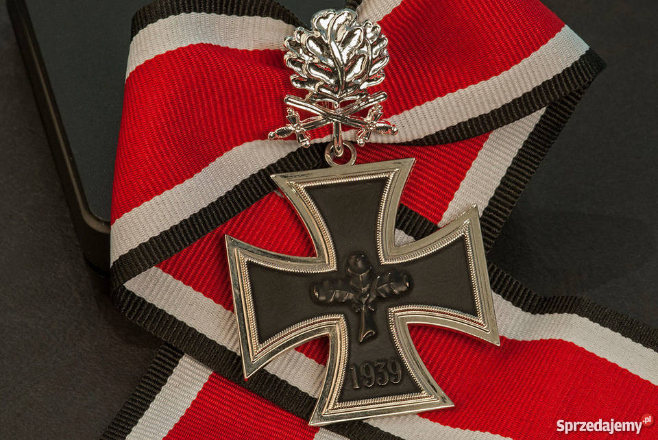 Krzyż Rycerski Krzyża Żelaznego z Liśćmi Dębu Gniezno