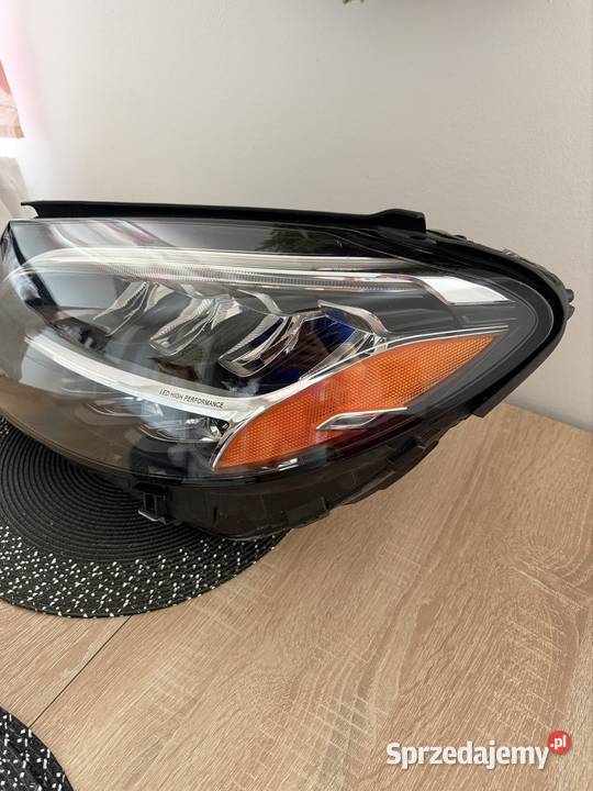 Lampa przednia lewa Mercedes w205 A2059066706 sprzedam