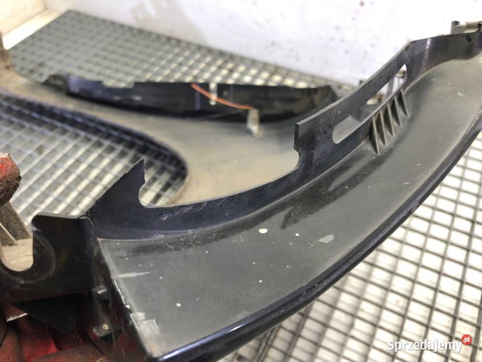 BŁOTNIK LEWY PRZÓD RENAULT SCNIC II Minivan 0310