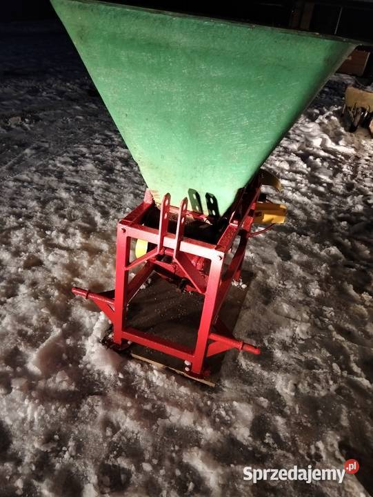 Sprzedam rozsiewacz motyl Huta Koszary