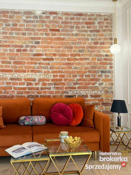 Wysokie mieszkanie w kamienicy które łączy Sprzedaż mazowieckie Warszawa