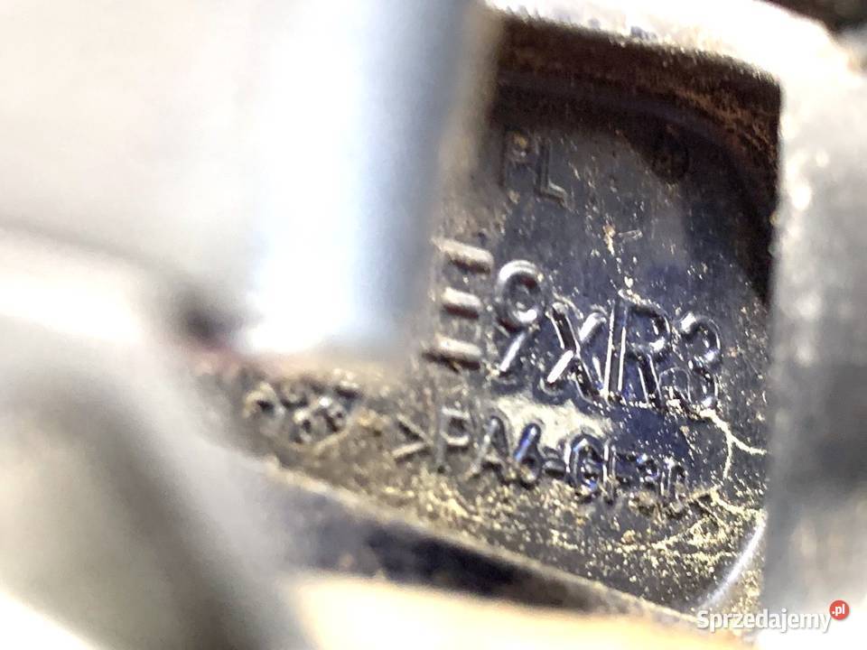 KLAMKA ZEWNĘTRZNA PRAWY TYŁ BMW F30 Klamki sprzedam