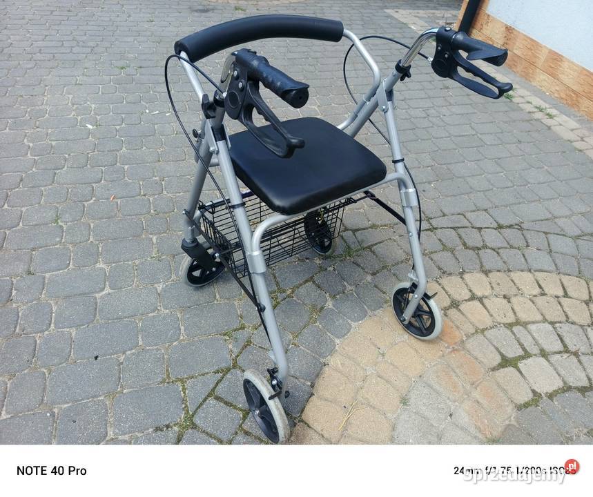 Chodzik balkonik seniora Bytom