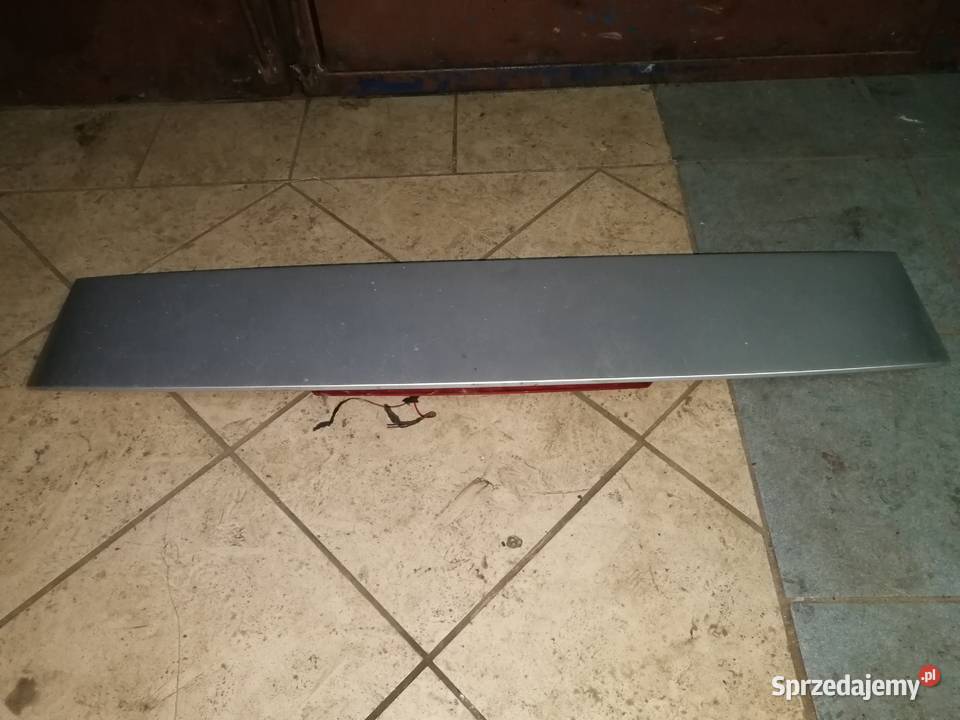 Trzecie światło stop spoiler srebrny SEAT LEON światła stop Tarnowskie Góry