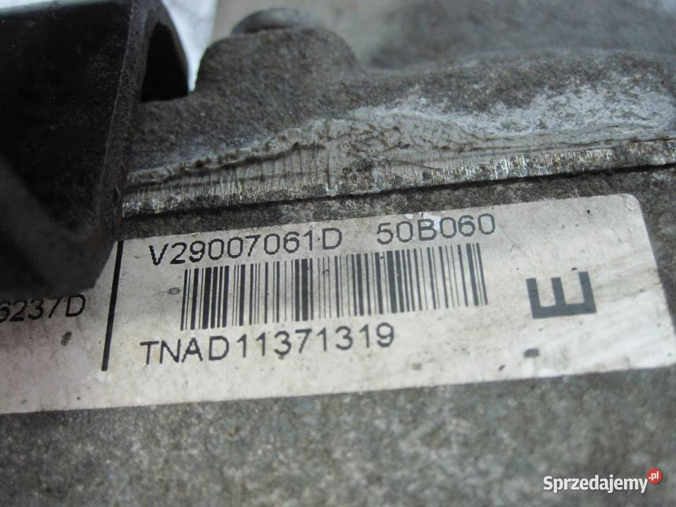 PEUGEOT 3008 I 16 HDI 11r pompa wspomagania osobowe