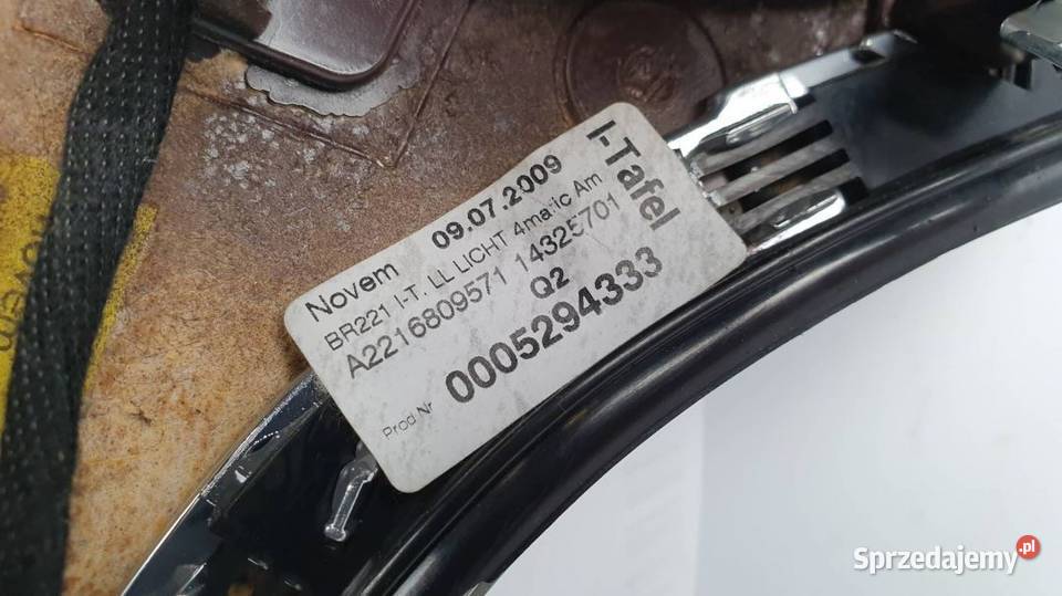DEKOR LISTWA KOKPITU A2216809571 SKLASA W221 Lipno