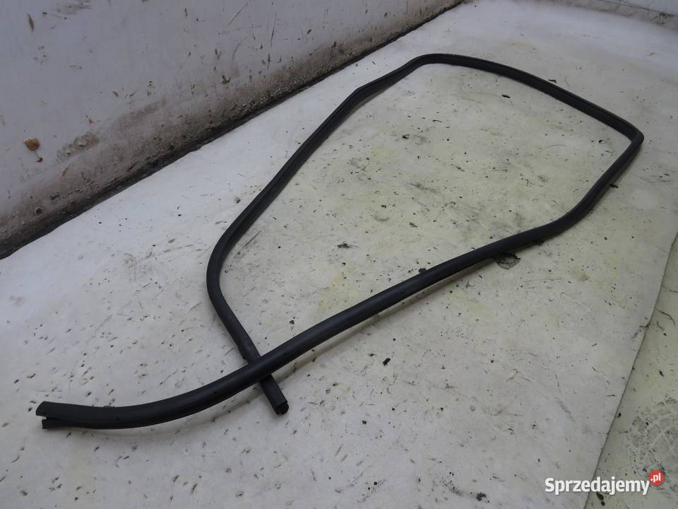 USZCZELKA DRZWI LEWY TYŁ XTRAIL III T32 osobowe Części samochodowe