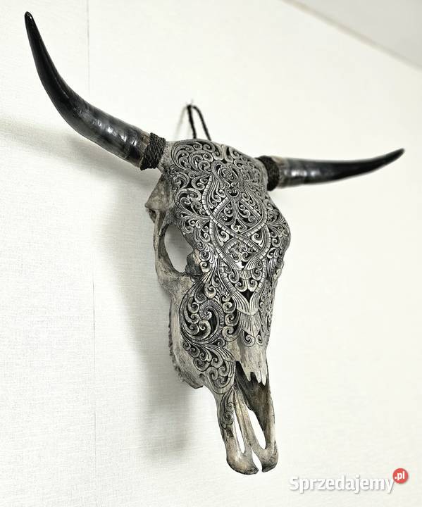 UNIKATRzeźbiona duża czaszka byka rękodzieło