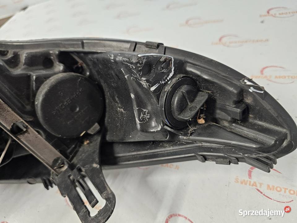 RENAULT MEGANE III 11r lampa lewa przód ANGLIK Lampy przednie Lampy przednie Kielce