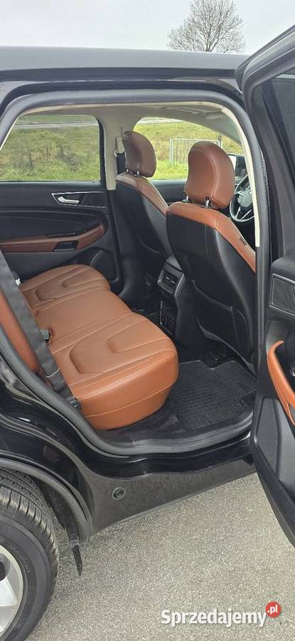 Ford edge titanuim 4x4 35 benzyna 287 koni