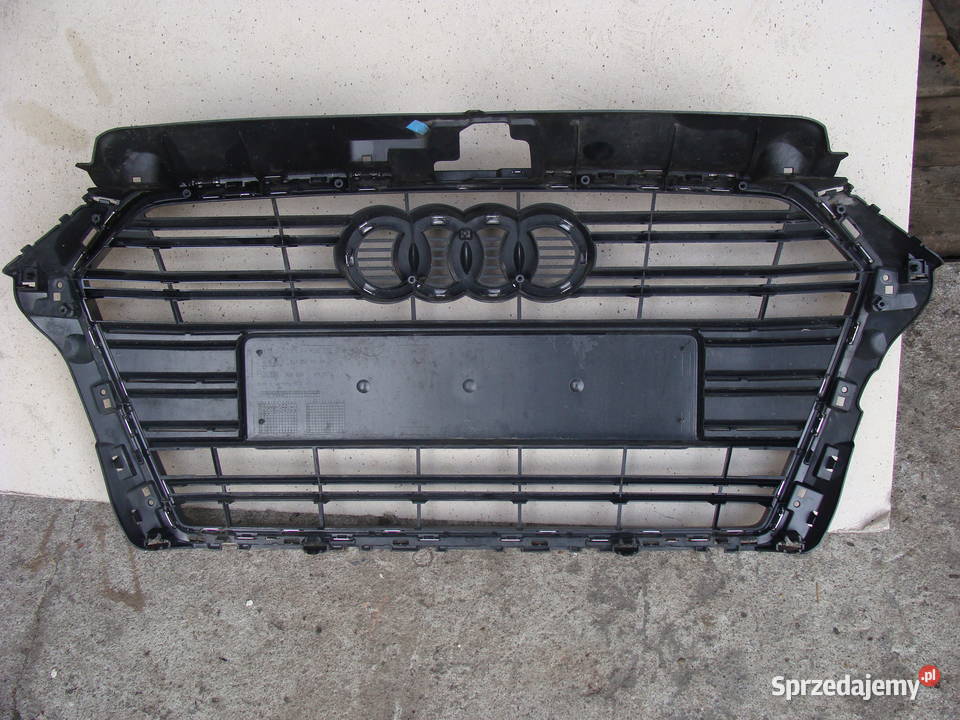 AUDI A3 8V SLINE 1518r GRILL ATRAPA 8V3853651AA Części samochodowe Goleniów
