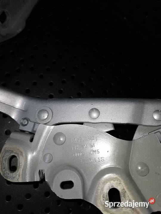 AUDI A3 S3 8V zawias maski 8V0823302F Luzino