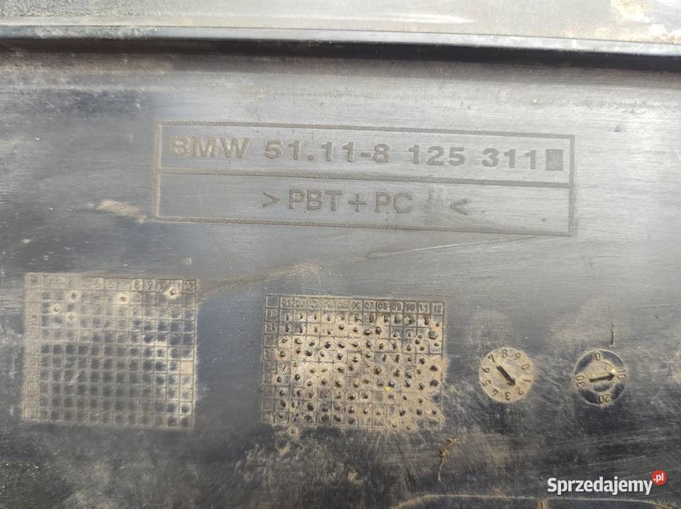 BMW E38 zderzak ramka tablicy rejestracyjnej Chodzież