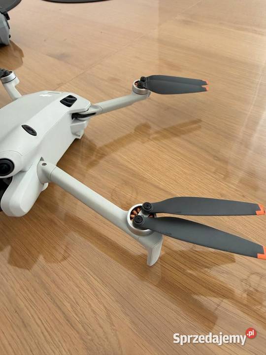 Dron Dji Mini 4 Pro Fly More Combo Szczecin sprzedam