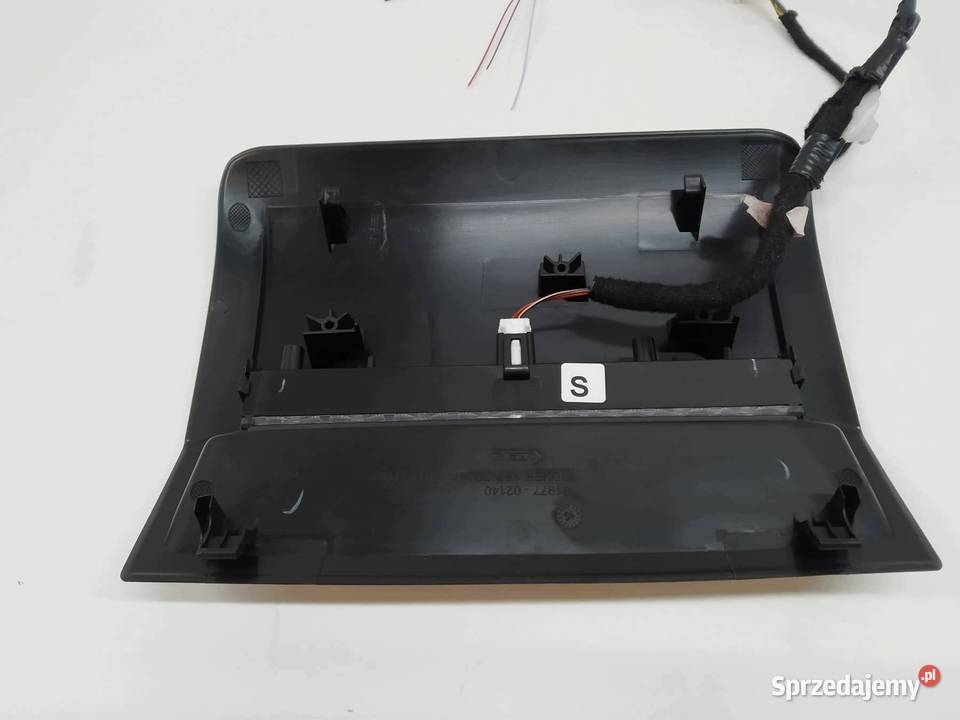 ŚWIATŁO STOP 8197702140 Toyota Corolla XII 2018 sprzedam