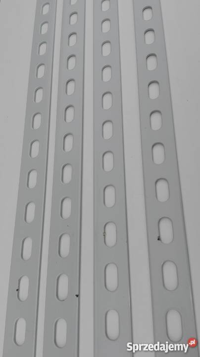 Płaskownik perforowany RAL 25x2mm 5 1 MB NETTO