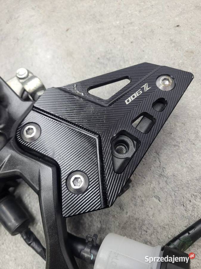 Kawasaki Z 900 Z900 24 OEM SET KIEROWCY PRAWY Nowy Tomyśl