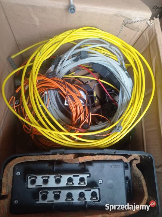 pompka zamka centralnego Mercedes w220 zamek Włocławek