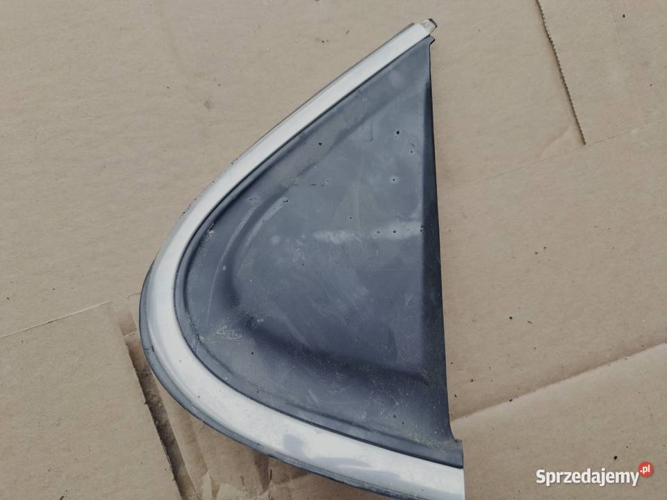 TRÓJKĄT NAKŁADKA drzwi prawy tył Mazda Xedos Kamień-Kolonia