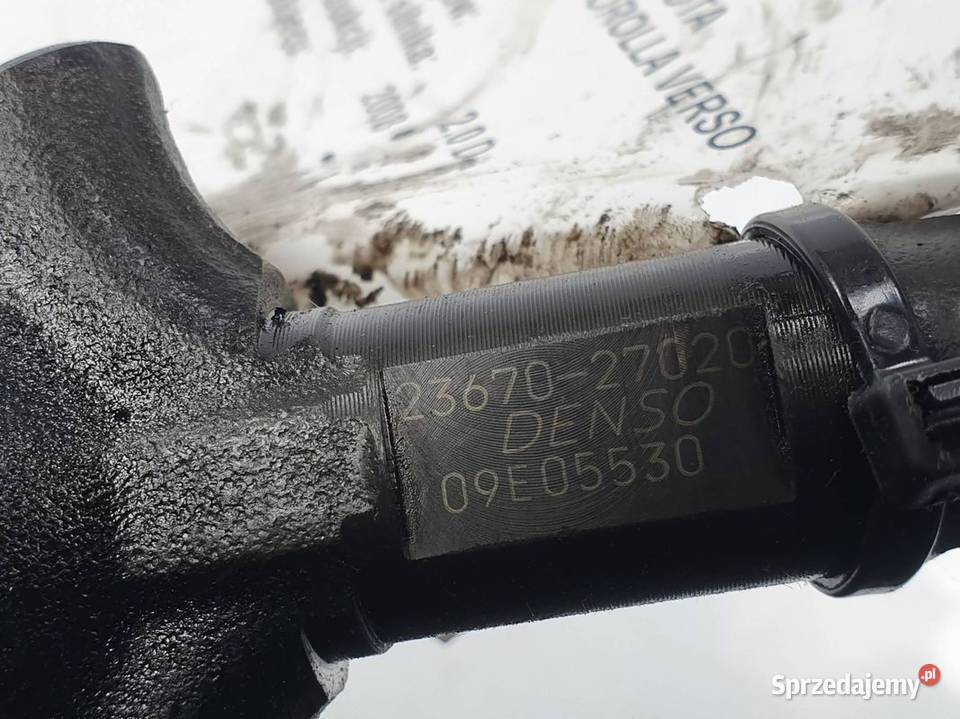 WTRYSKIWACZ TOYOTA COROLLA VERSO 2367027020 osobowe kujawsko-pomorskie Lipno
