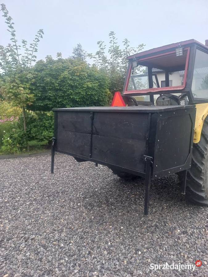 Skrzynia paczka transportowa do ciągnika nieuszkodzony Opatów