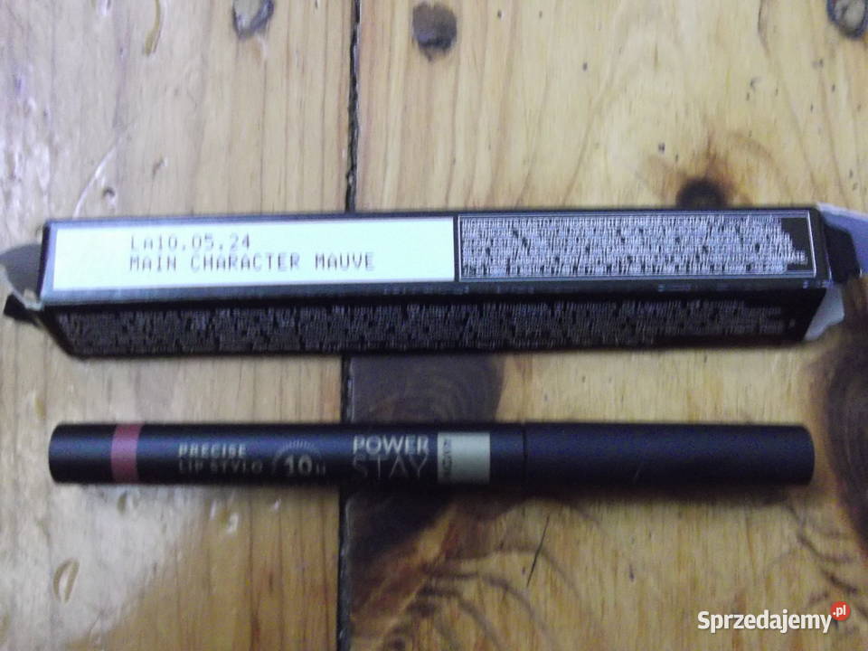 Precyzyjna szminka 10 godzin Avon Zdrowie i Uroda dolnośląskie Legnica