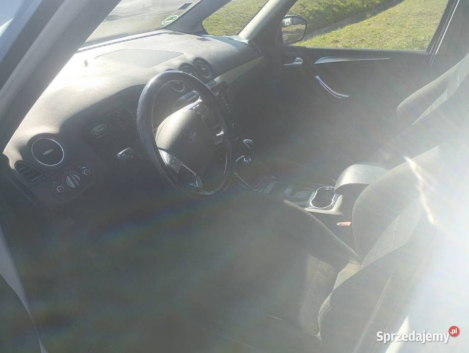 Ford Galaxy biała perła