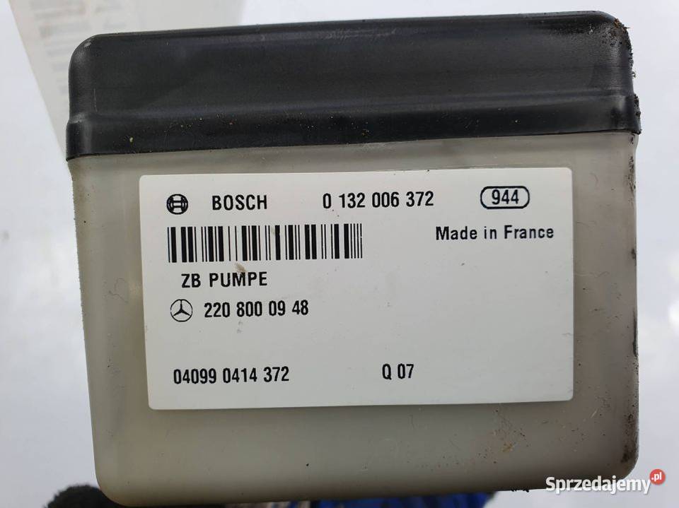 POMPKA ZAMKA MERCEDES BENZ SKLASA W220 Lipno