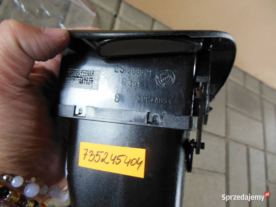 DYFUZOR NAWIEWU POWIETRZA PRAWY NA DESCE Kozy