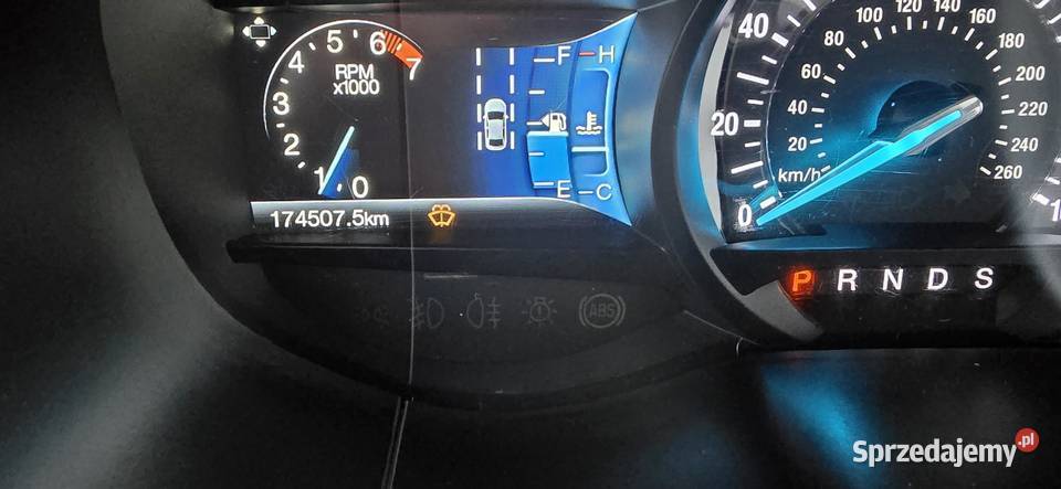 Ford edge titanuim 4x4 35 benzyna 287 koni benzyna lubelskie