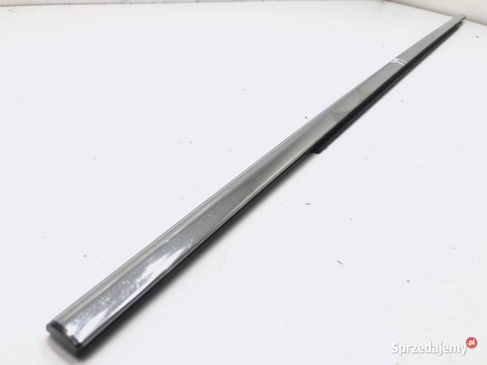 LISTWA ZGARNIAJĄCA TYŁ PRAWA CHROM RENAULT CLIO