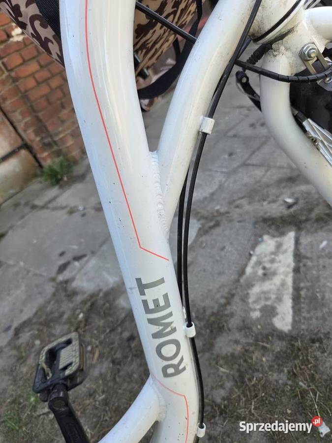 Fajny rower damski z ślicznym koszykiem Zaborowice