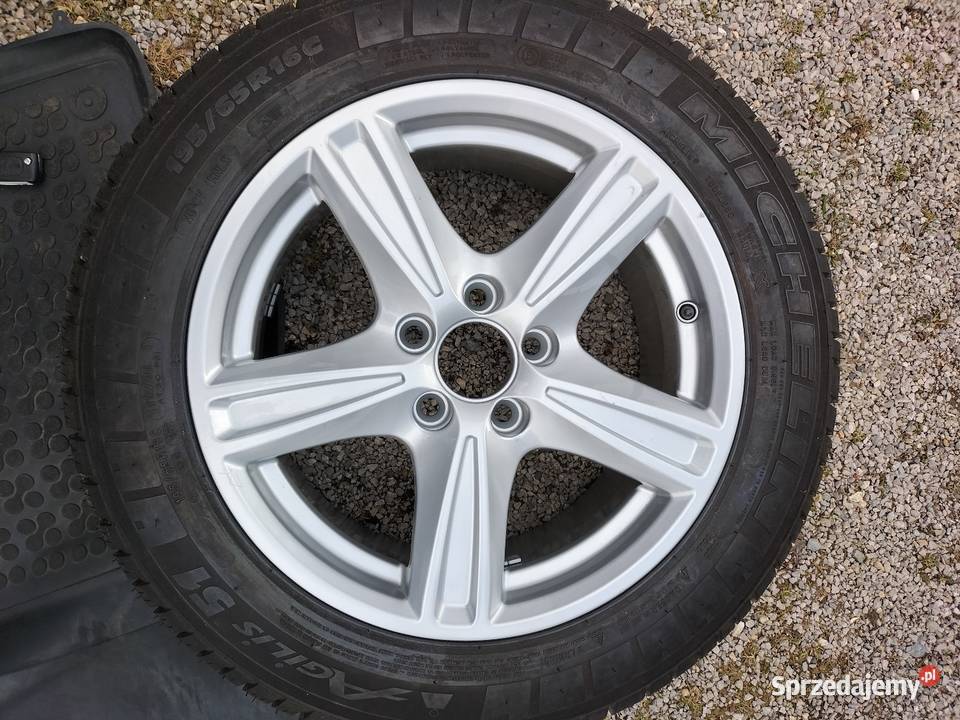 opony Michelin Agilis 51 19565 R16 lato Michelin