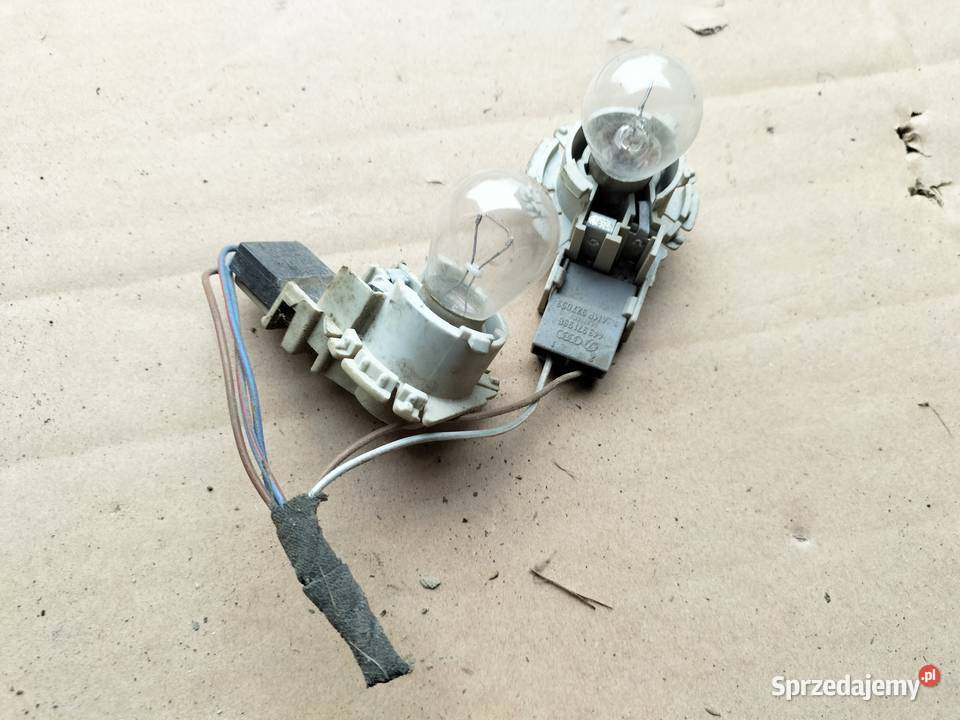 OPRAWKA GNIAZDO ŻARÓWKI LAMPY AUDI 80 B3 B4