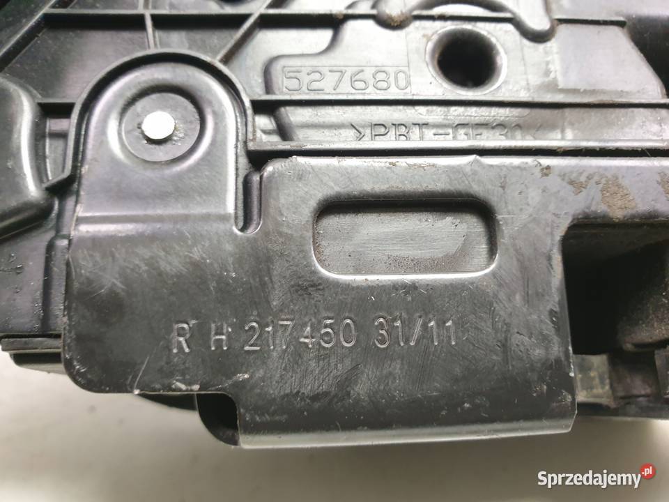 Skoda Rapid ZAMEK DRZWI prawy przód PASAŻERA