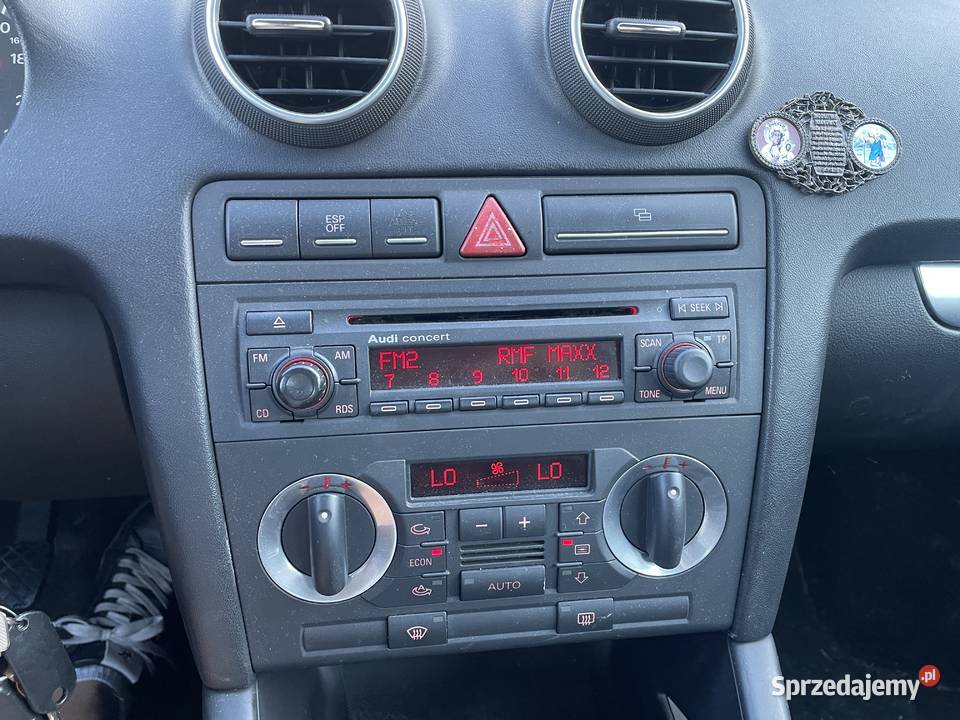 Audi a3 8p sport back 16 benzyna klimatronik 220 manualna A3 świętokrzyskie Busko-Zdrój