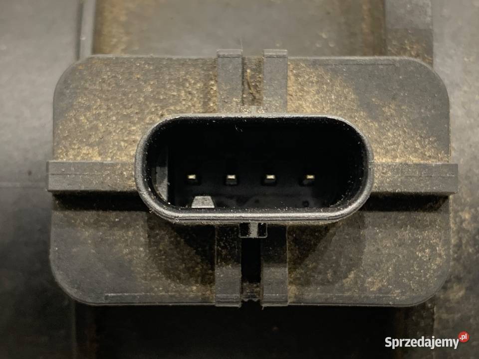 PRZEPŁYWOMIERZ VW PASSAT B7 0281002956 20 140